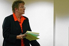 40 ans de prison pour avoir tourné des vidéos pédophiles avec sa fille de 14 ans 40 ans de prison pour avoir tourné des vidéos pédophiles avec sa fille de 14 ans